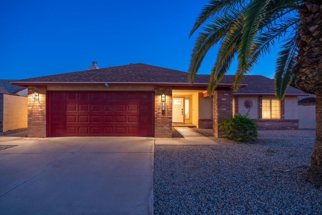 Large Pool With Diving Board, Remodeled 3Bdrm, Near State Farm Stdm And More! Пеория Экстерьер фото